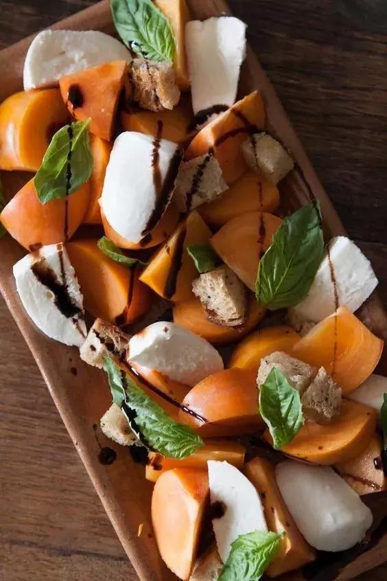 柿子能和酒一起用,柿子和酒间隔多少时间可以吃