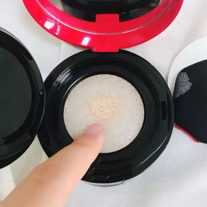 阿玛尼红气垫真实测评瑕疵皮,评测阿玛尼红气垫4号色