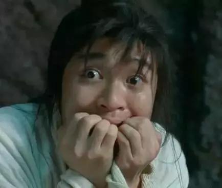 头皮痒头发油还大把脱发是怎么了,头油头皮痒脱发是什么原因