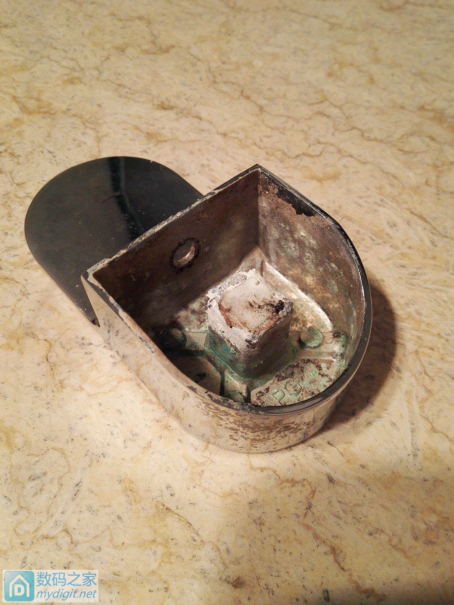 浴室龙头阀芯漏水修复,淋浴龙头漏水怎么换阀芯