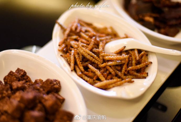 网咖如是说：腾冲热海有奇景有温度有美食想不火都难