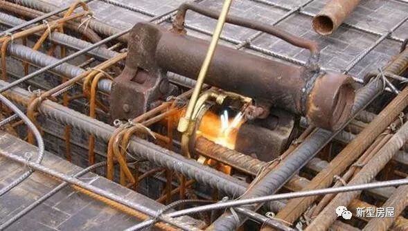 钢筋接头必须按规范吗,钢筋接头的正确做法