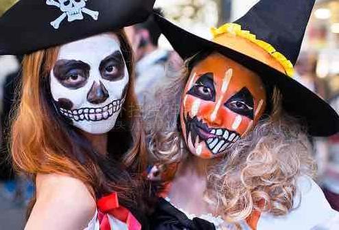 万圣节快乐，我亲爱的女巫婆！