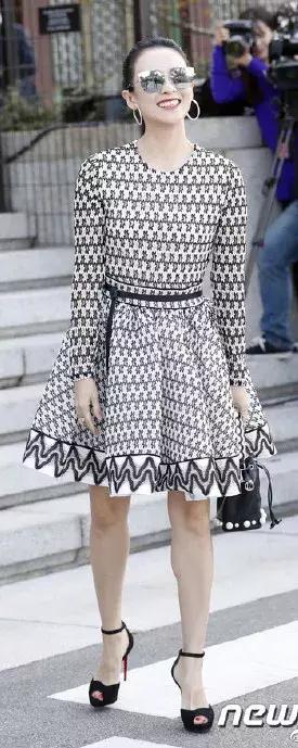 马伊琍袁泉同款打底衣,上戏马伊琍袁泉章子怡