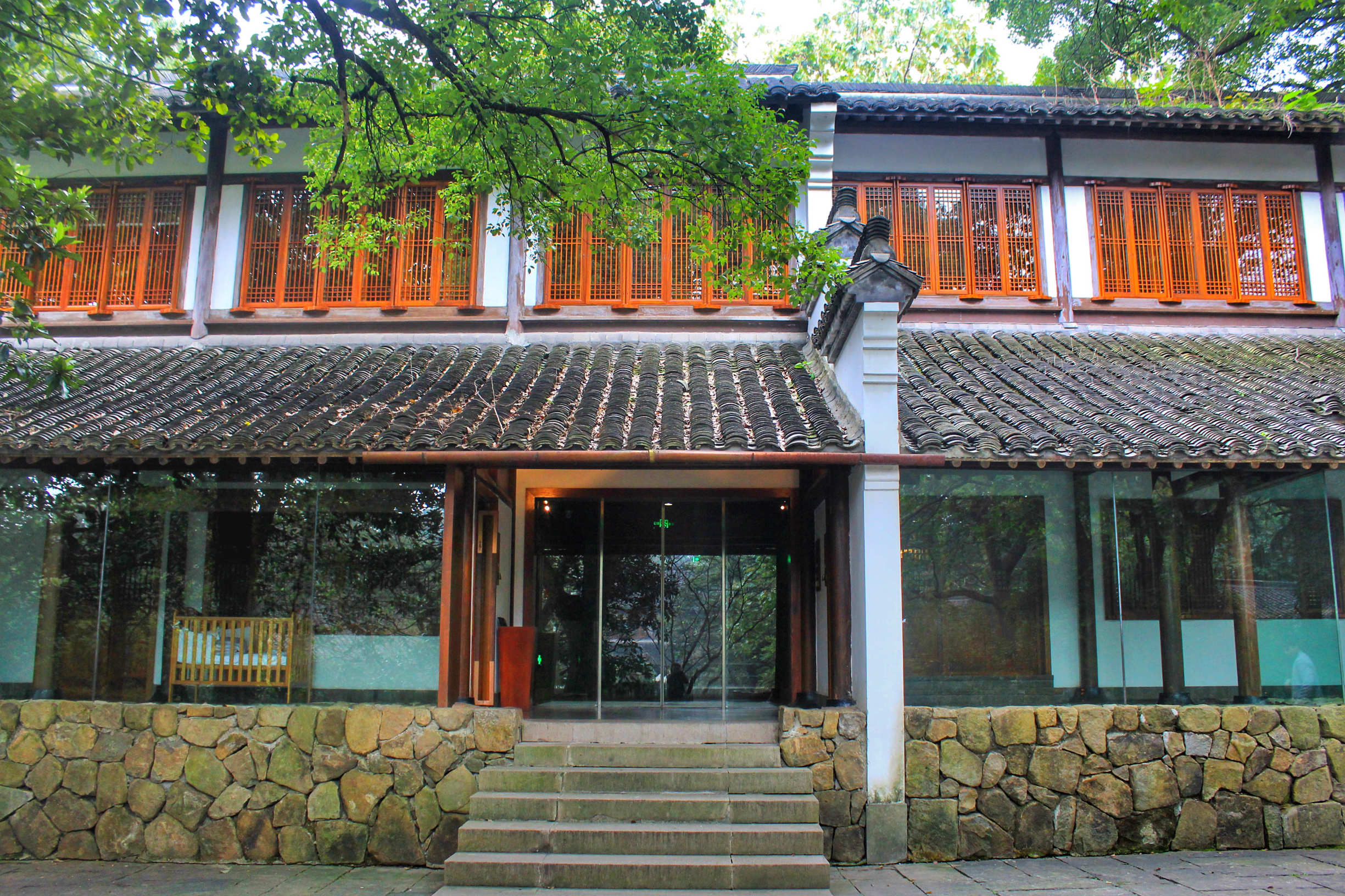 罗莱夏朵杭州紫萱度假村招聘,罗莱夏朵杭州紫萱度假村团购