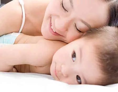 宝宝喉咙拍痰拍不出,宝宝咳嗽有痰怎么拍后背