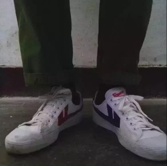 好看的国货小白鞋夏天推荐,好看又舒服的小白鞋秒杀