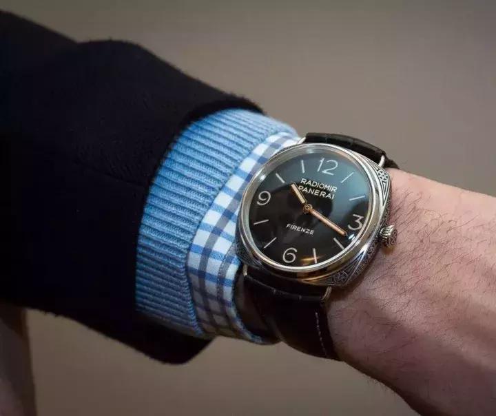 手表戴大众品牌好？还是小众品牌好？