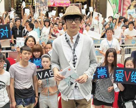 许嵩为啥这么低调,为什么许嵩微博粉丝少