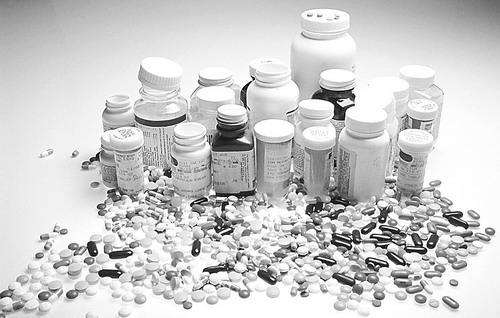 哺乳期可以吃药吗,哺乳期间能不能吃退烧药