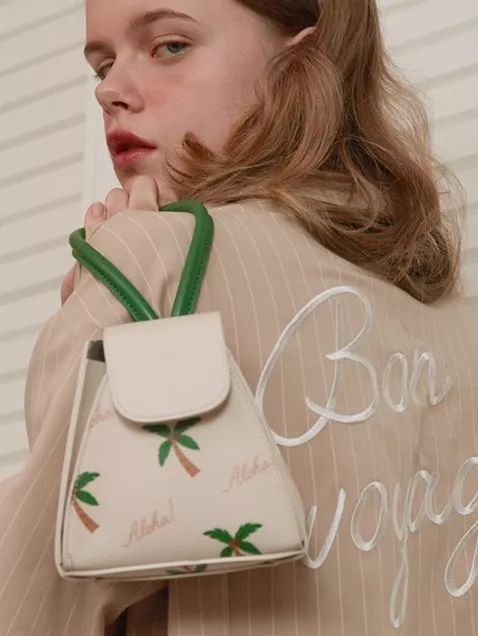 20左右小众高颜值包包,小众品牌包包斜挎包