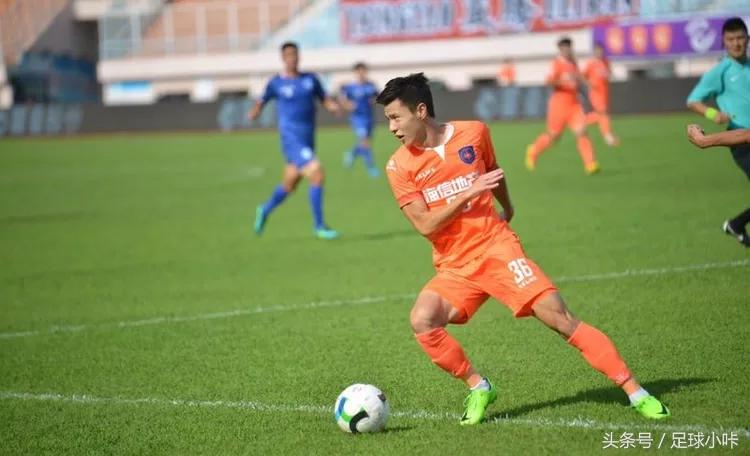 娱乐圈到足球圈11岁才练球他靠努力成职业球员