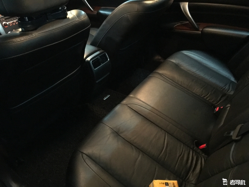 曾经人人羡慕如今只能羡慕别人,曾经让人羡慕的豪车现在值多少钱