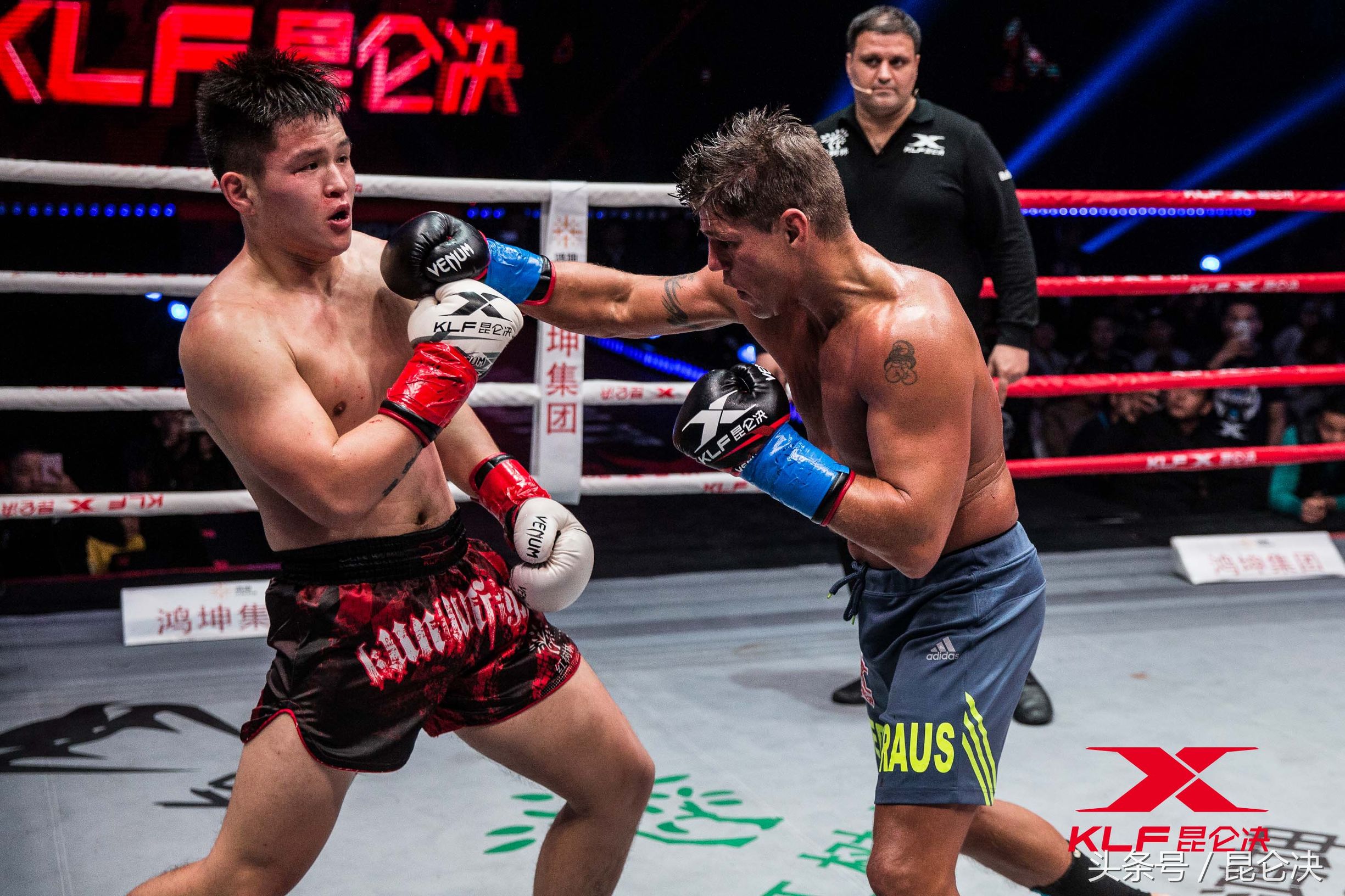 天*克王**劳斯回归之战闪耀昆仑决,重拳轰炸完胜中国新星