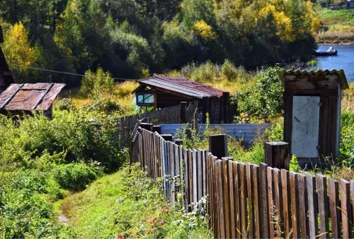 坐火车穿越俄罗斯西伯利亚,欧洲火车途经小镇