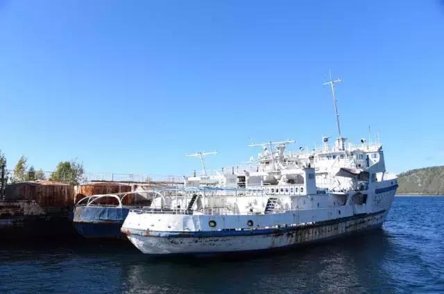 坐火车穿越俄罗斯西伯利亚,欧洲火车途经小镇