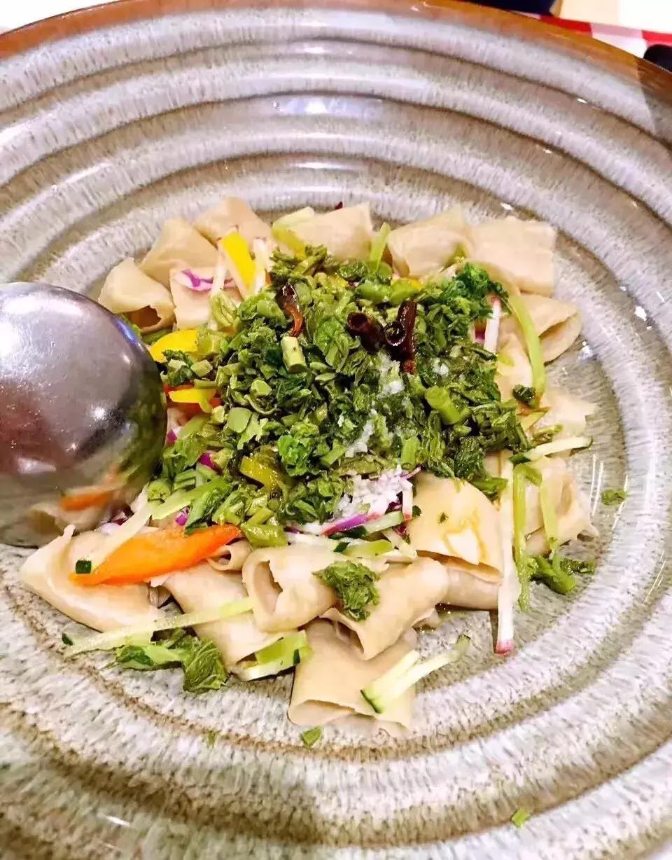 重庆这家天天排队的萝卜干店,重庆三大必去的店