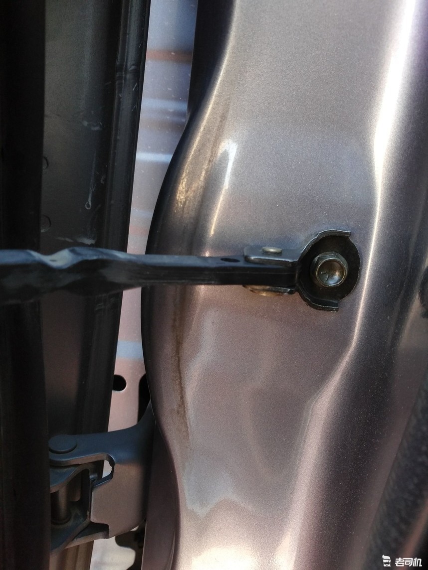 花了3万买一部车,花了3万块钱买了一辆二手车