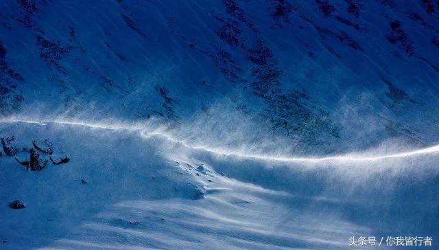 如何在暴风雪中生存,下雪天挡雪的方法