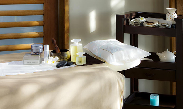 满月岛旅游攻略,满月岛和马尔代夫岛哪个好