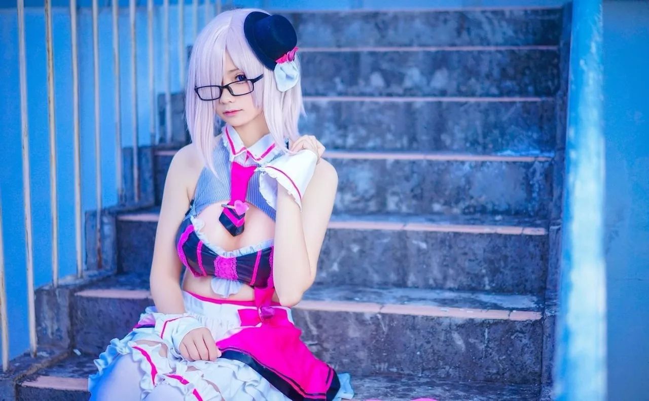 荣光不败的雪花之盾，如今仍是遥远的理想之城——玛修cos