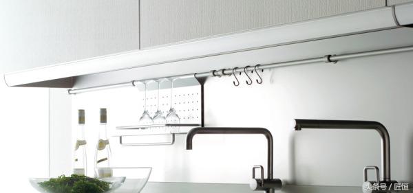 厨房调料瓶如何收纳方便又整洁,你还在为做菜烦恼吗