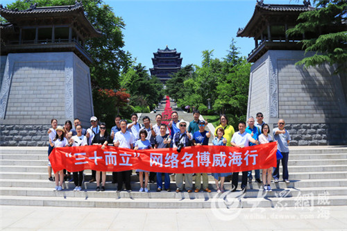 行走如风的时代请允许我们回回头，以记者的名义……