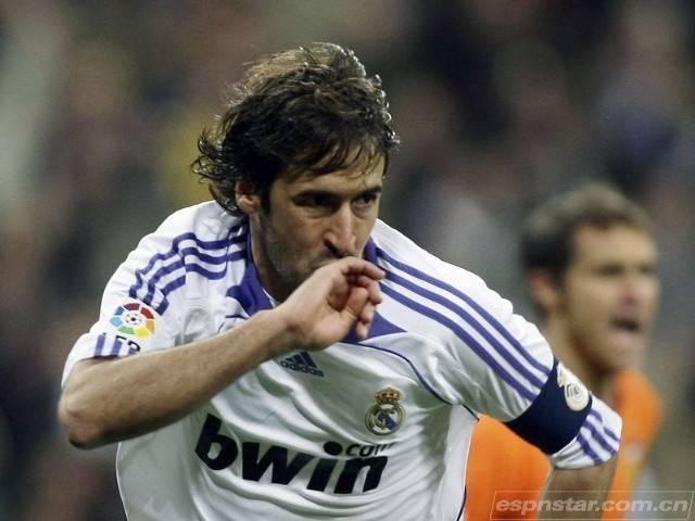 劳尔经典足球比赛,足球经典劳尔