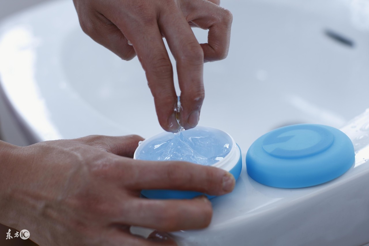 丈母娘欠三十多块钱怎么开口,岳母开口要钱怎么办