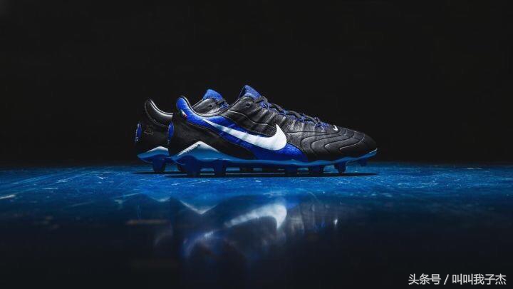 nike足球鞋phantomvenom,nike足球鞋phantomgx细节