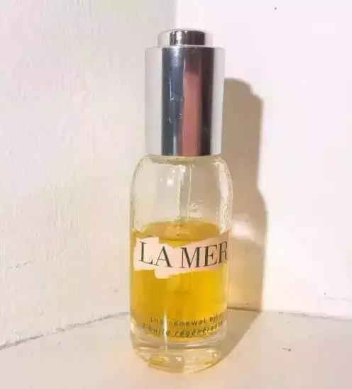 脸干用什么化妆品都不起作用,脸干起皮用喷雾