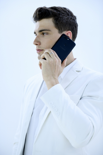 尼康d850可以碾压同价格的微单吗,尼康d850与尼康d5连拍对比测评