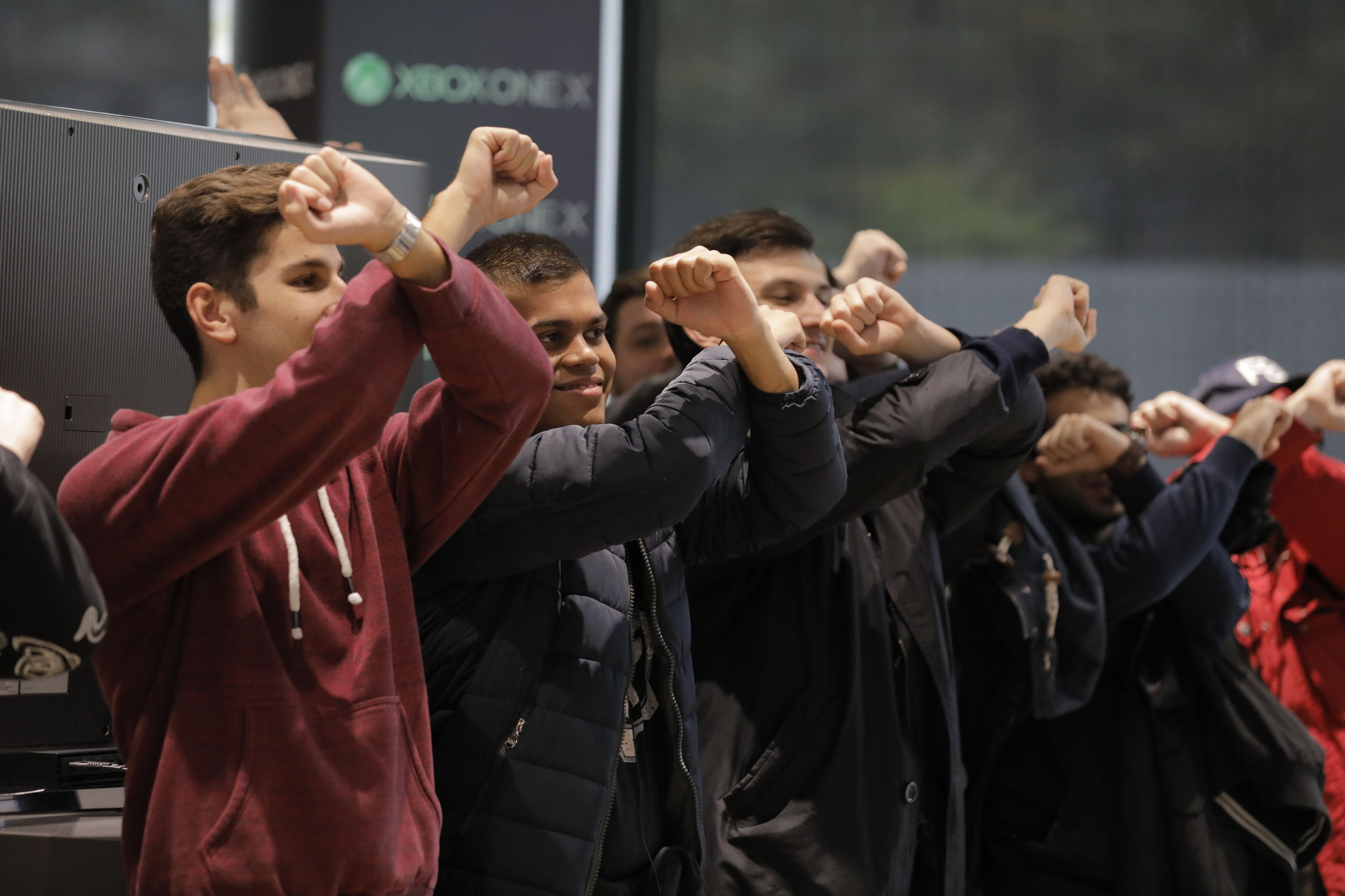 xboxone大陆行货版能玩吗,xboxone中国首发限定