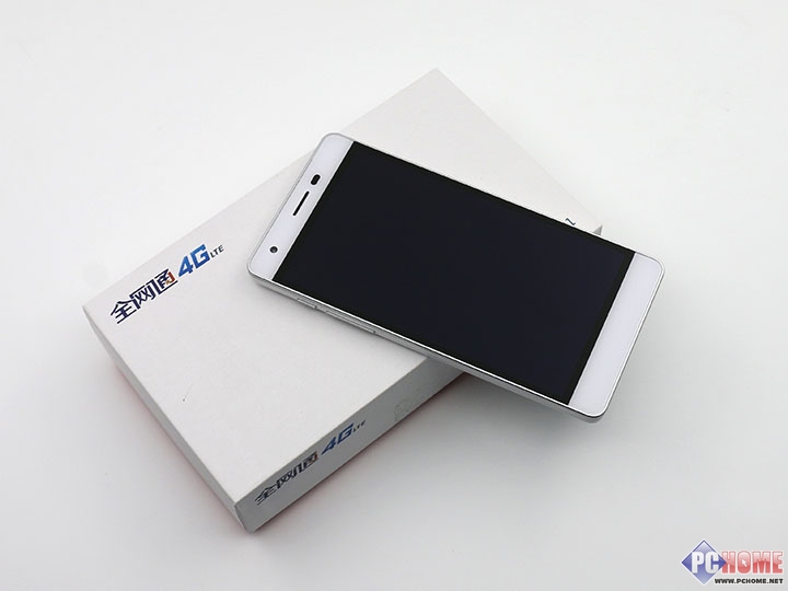 499元双卡全网小辣椒国民全网通评测