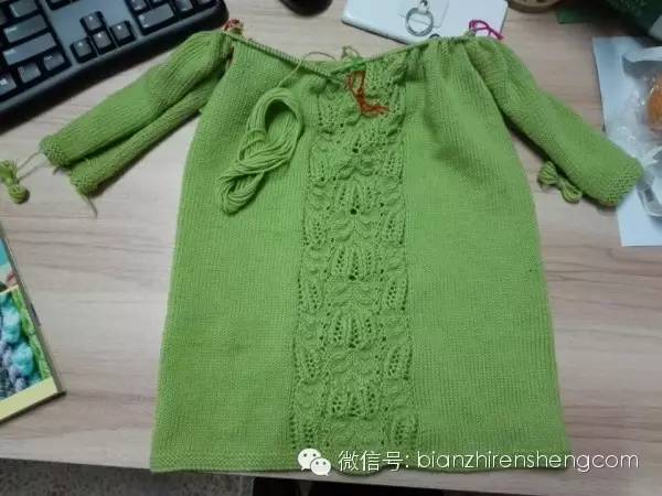 阿芳zhaodflisa花奴翻译——依米七分袖直筒裙萌芽