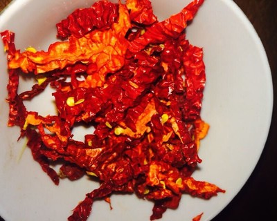 韭菜炒墨鱼仔,爆炒墨鱼仔教学