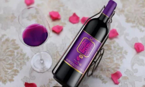 东方紫酒,让你不自不觉地爱上了她!