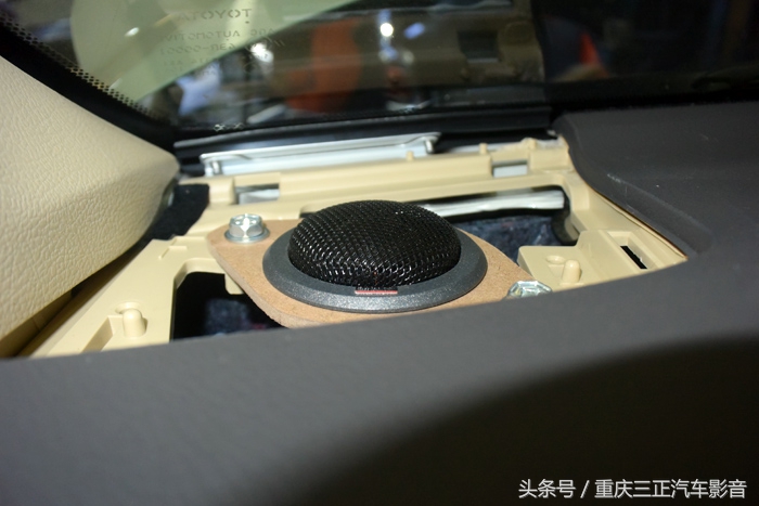 陆巡lc300丹拿三分频,丰田音响改装无损升级