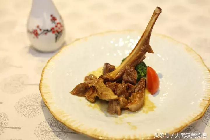 品尝武汉日料界最高水平厨师的手艺，就在这家西北湖的龙汀日料