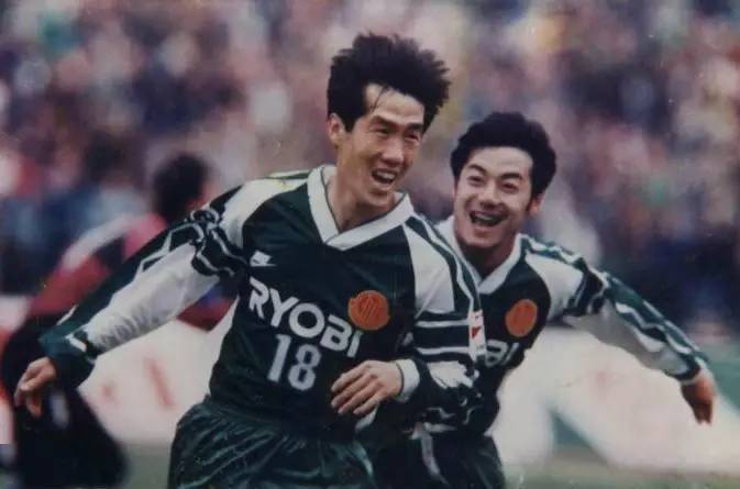 北京国安和首钢,京媒对北京国安输业余队的看法