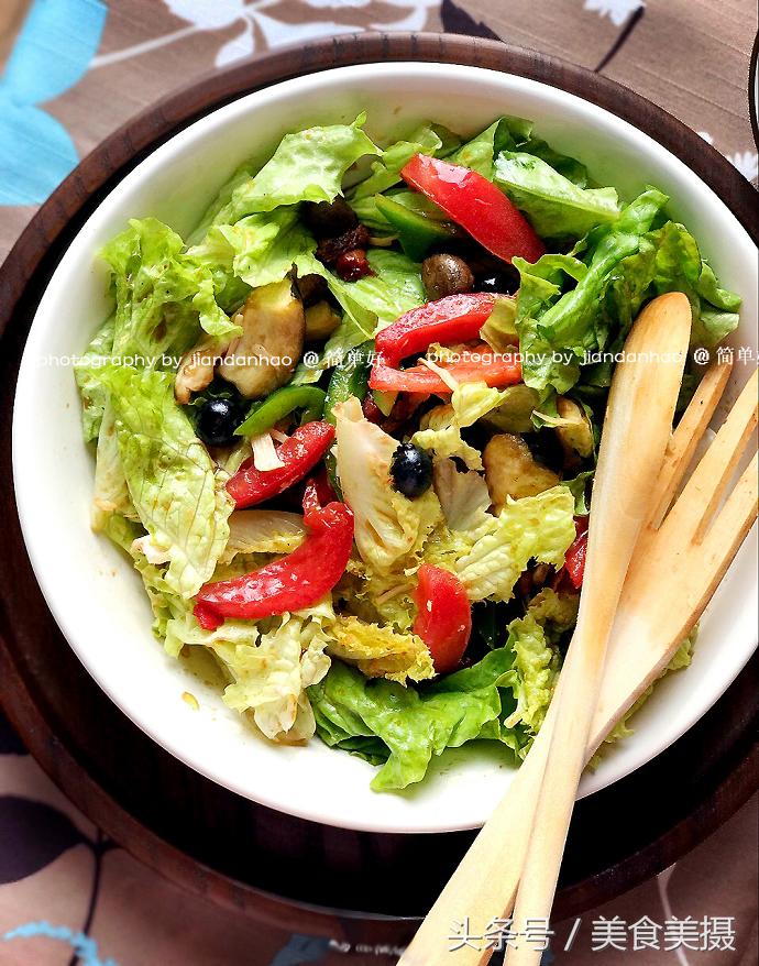 鸡蛋蛋黄酱拌沙拉,如何用蛋黄酱拌蔬菜沙拉