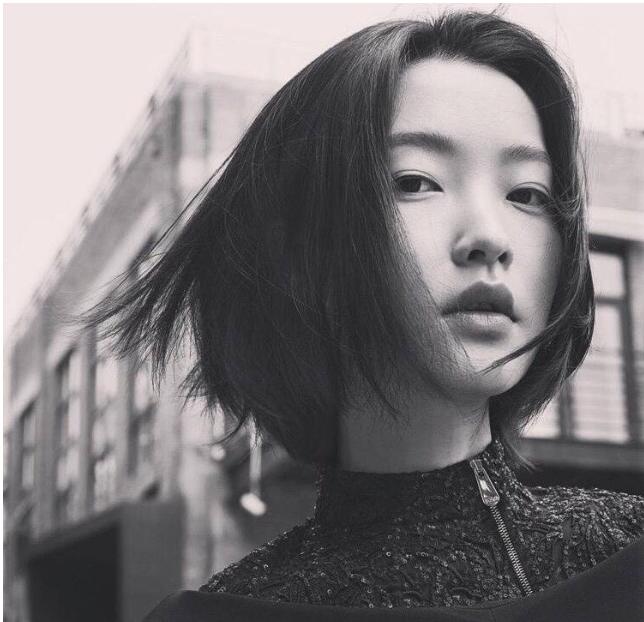 杜鹃模特高级感图片,杜鹃变身超然