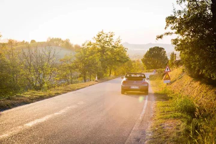 大众甲壳虫敞篷版高速体验,甲壳虫海外版