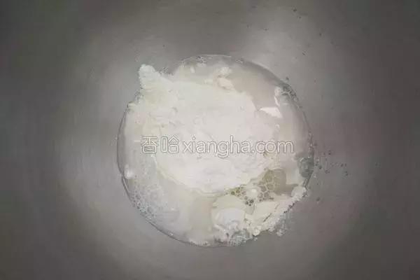 包饺子剩的饺子皮怎么吃,剩饺子皮30种新吃法煎包