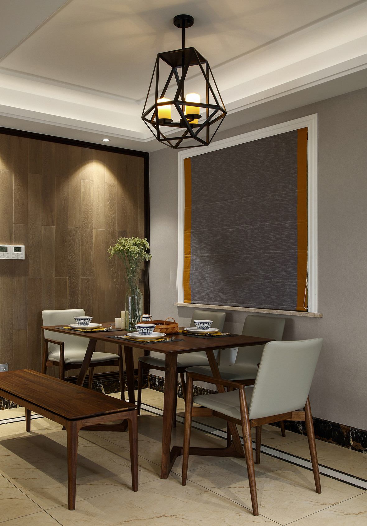 110平三室一厅二卫简装房5万全包,110平三室两厅一卫精装多少钱