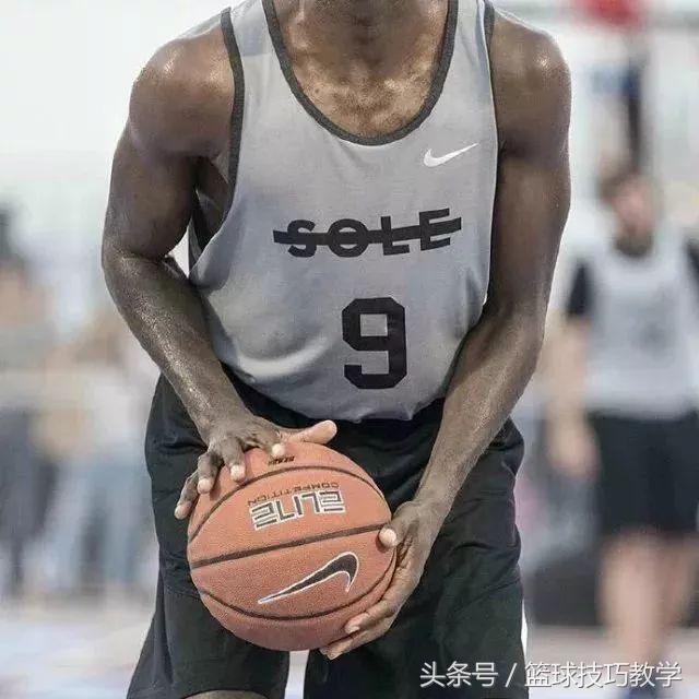 投篮时怎么训练准度,投篮要怎么投命中率才高