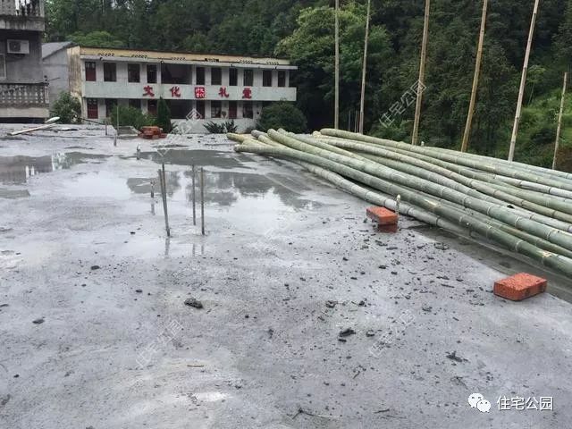 农村自建房一层顶用什么混凝土,混凝土盖房跟砖盖房哪个更好