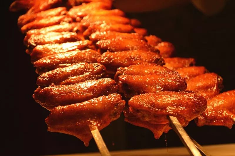 好吃的美食推荐三文鱼,红魔虾甜虾三文鱼刺身自助济南