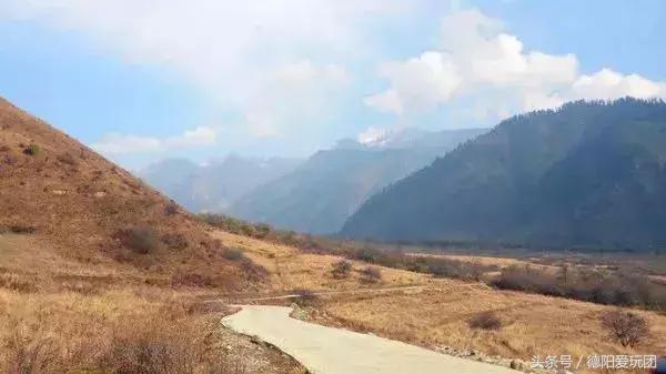 德阳爱玩团：雅安有个小县城要逆天！满足你所有的幻想