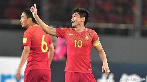 国足又出征了里皮这次会有改变吗,国足教练里皮带队1:0胜韩国